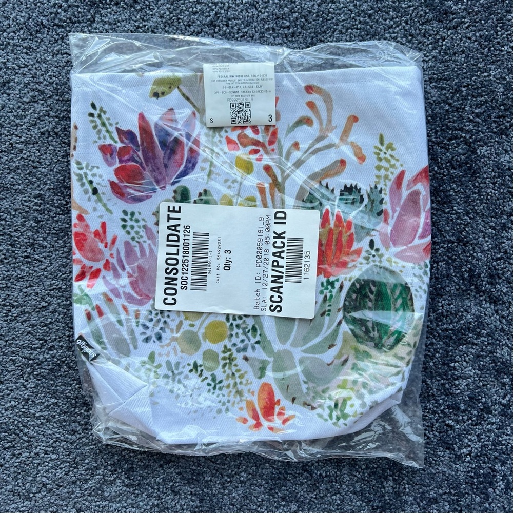 NWT Floral Tote Bag